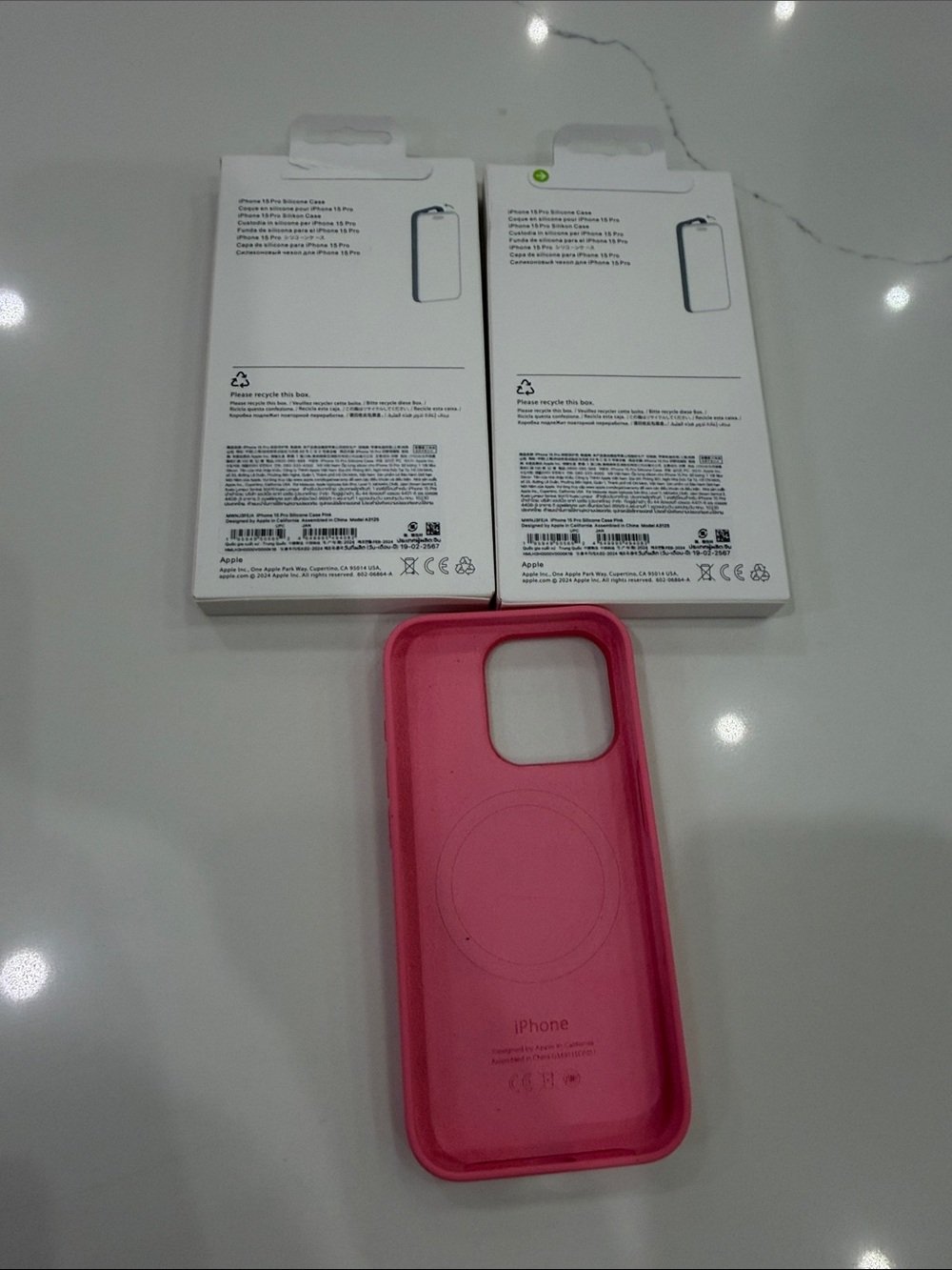 Apple iPhone 15 Pro Silicone Case - Hot Pink - Picture 2 of 2